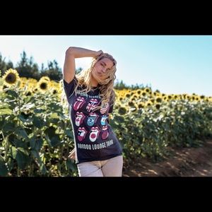 Life Clothing Rolling Stones Voodoo Tour Band T womens Small